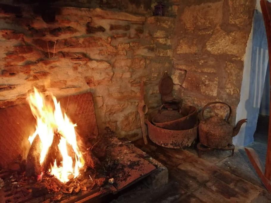 -Going Back In Time- 200 Year Old Farmhouse Creegh Εξωτερικό φωτογραφία