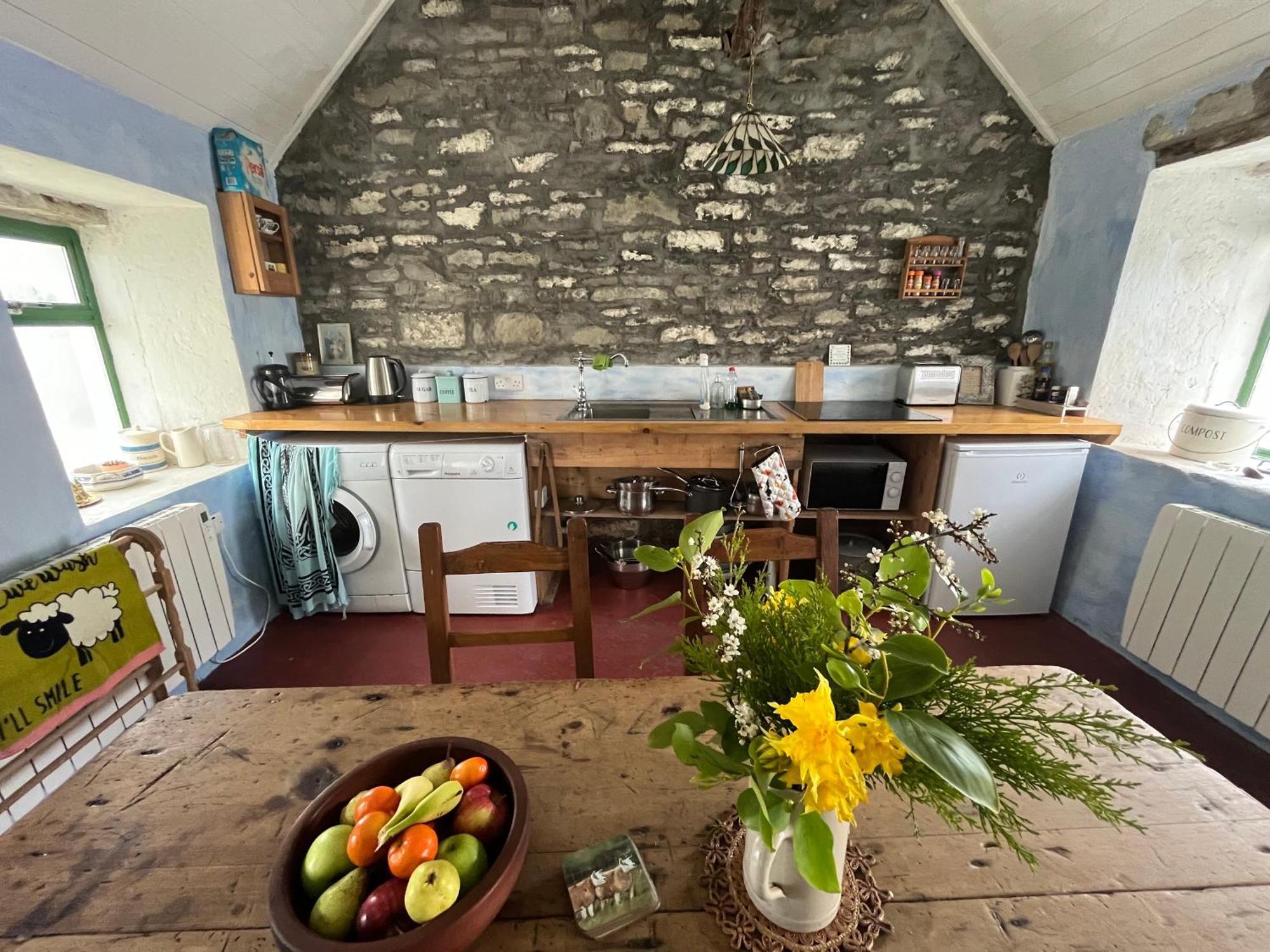 -Going Back In Time- 200 Year Old Farmhouse Creegh Εξωτερικό φωτογραφία